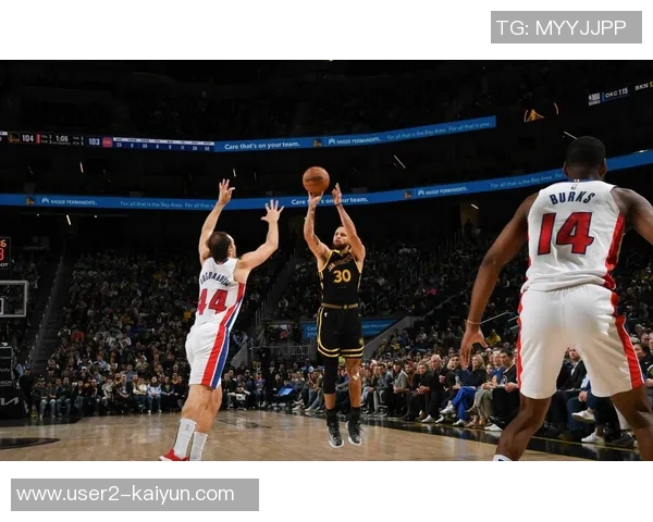 库里三分球生涯命中数达4199个超越罚球命中数令人惊讶 库里三分球生涯命中数达4199个超越罚球命中数令人惊讶